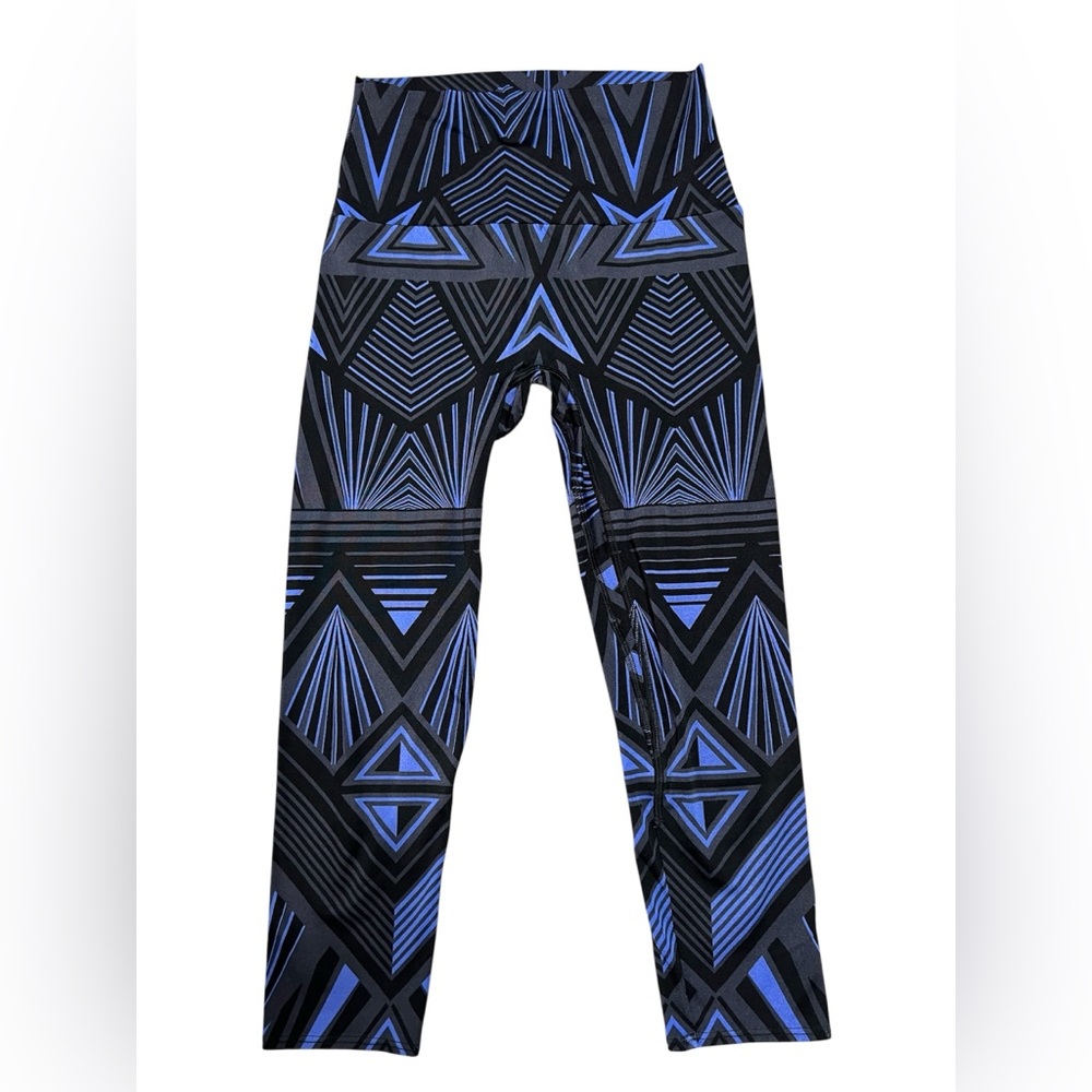 K-Deer Hype Geo Crop High Rise Leggings size MEDIUM 20” inseam black blue grey